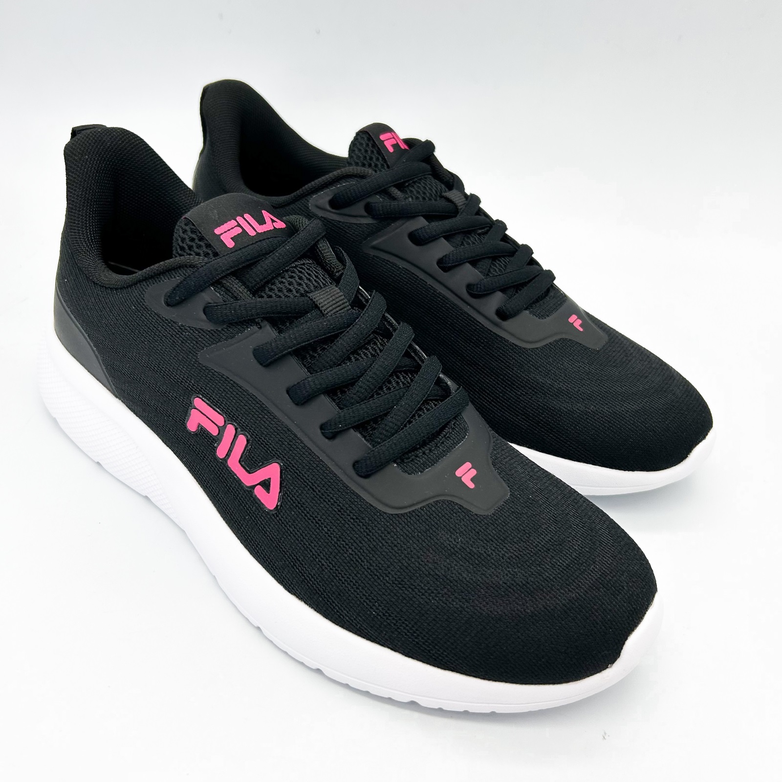 Кросівки FILA